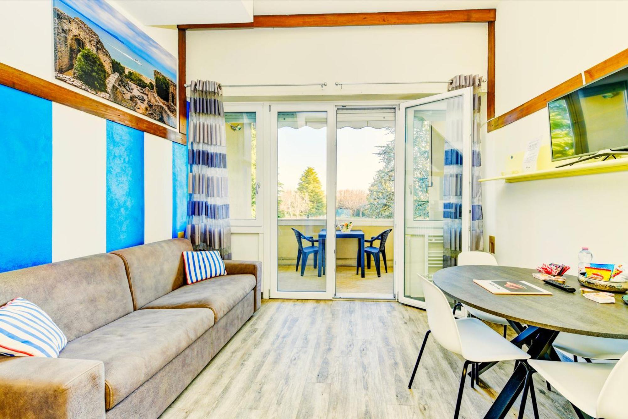 The Riva Apartment Sirmione Eksteriør bilde